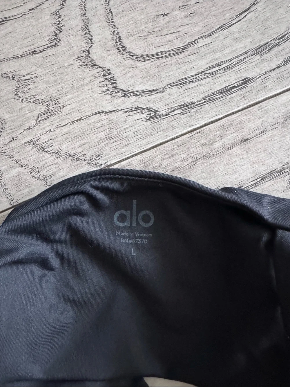 Alo Black Women's bra in large